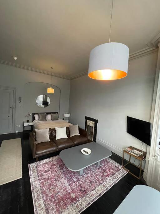 Elegant Studio In Central Hove - 5 Min Walk To Beach - 10 Min To ברייטון מראה חיצוני תמונה
