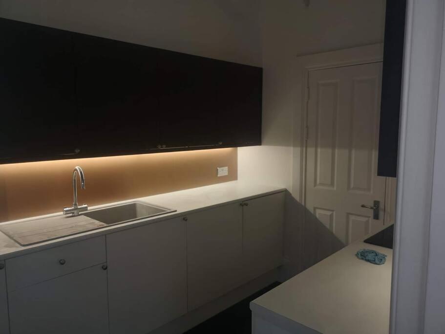 Elegant Studio In Central Hove - 5 Min Walk To Beach - 10 Min To ברייטון מראה חיצוני תמונה
